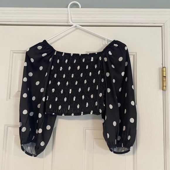 Black & White Polka Dot Top - Picture 3 of 4